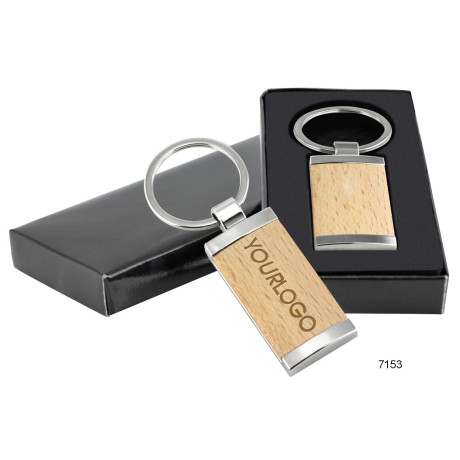 Fából készült kulcstartó ajándékdobozban