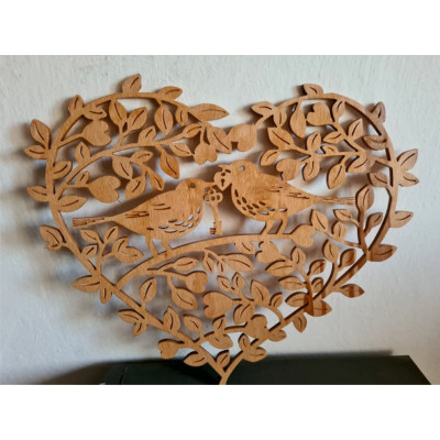 Drevená dekorácia srdce