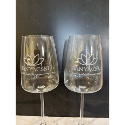 Poharak gravírozása